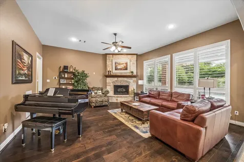 107 Cherry Bark Place Montgomery TX 77316