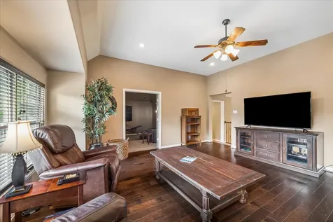 107 Cherry Bark Place Montgomery TX 77316