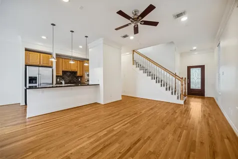 3322 Garden Crest Lane Houston TX 77018