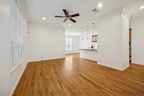 3322 Garden Crest Lane Houston TX 77018