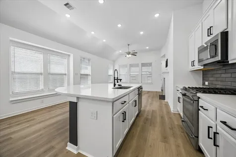 15823 Bird Of Paradise Drive Conroe TX 77302