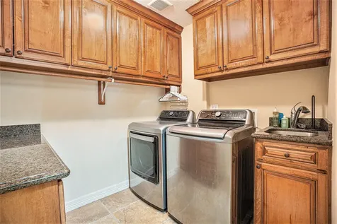 1310 Bayou Shore Drive Galveston TX 77551