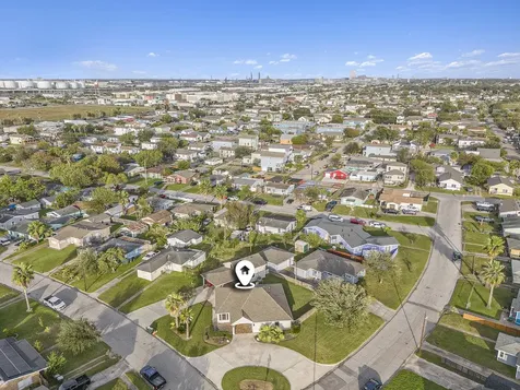 1310 Bayou Shore Drive Galveston TX 77551