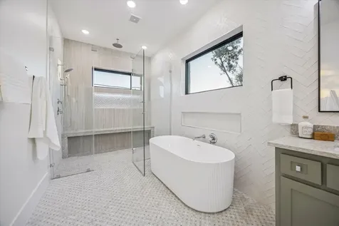 431 W 30th Street Houston TX 77018