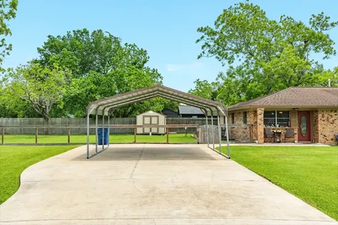 619 S Wilson Street Brazoria TX 77422