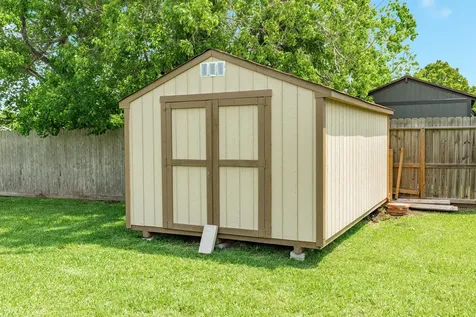 619 S Wilson Street Brazoria TX 77422