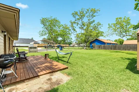 619 S Wilson Street Brazoria TX 77422