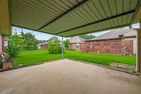 914 W Peach Hollow Circle Pearland TX 77584