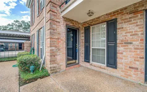 6410 Del Monte Drive 118 Houston TX 77057