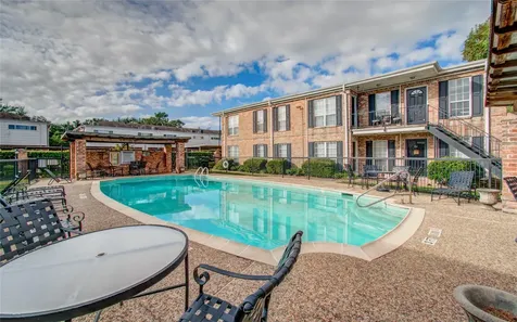 6410 Del Monte Drive 118 Houston TX 77057