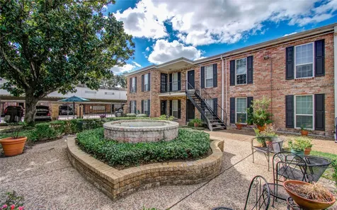 6410 Del Monte Drive 118 Houston TX 77057