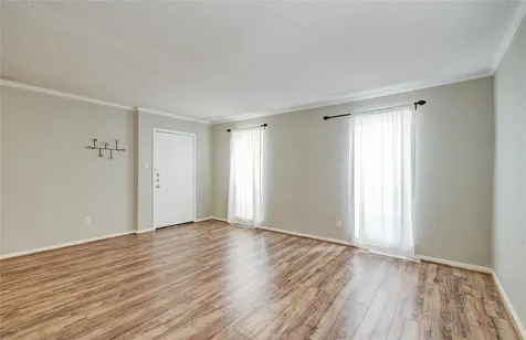6410 Del Monte Drive 118 Houston TX 77057