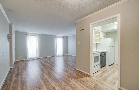 6410 Del Monte Drive 118 Houston TX 77057