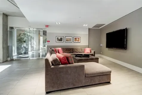 1901 Post Oak Boulevard 4104 Houston TX 77056