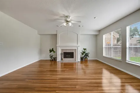 7802 Autumn Hollow Lane Houston TX 77041