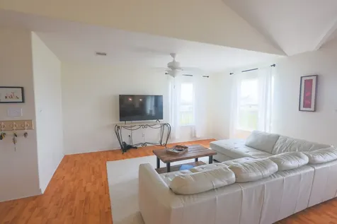 4106 Temprano Galveston TX 77554