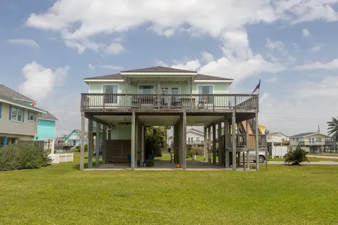 4106 Temprano Galveston TX 77554