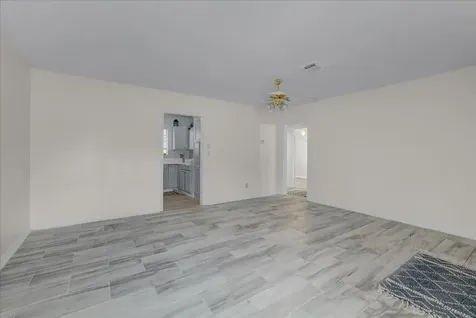 418 Azalea Street Lake Jackson TX 77566