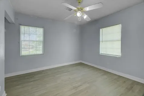 418 Azalea Street Lake Jackson TX 77566