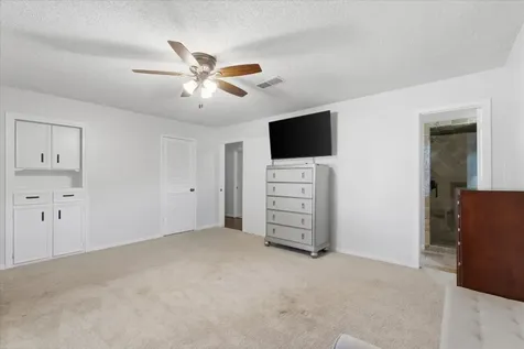 4014 Pin Oak Drive Mont Belvieu TX 77523