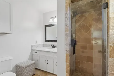 4014 Pin Oak Drive Mont Belvieu TX 77523