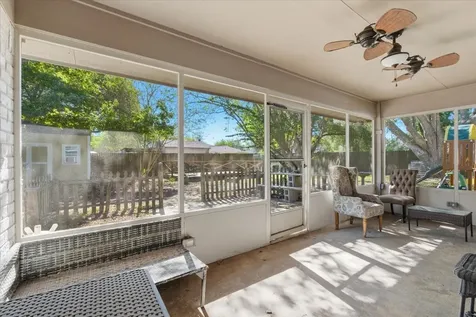 4014 Pin Oak Drive Mont Belvieu TX 77523
