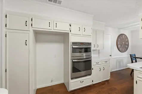 4014 Pin Oak Drive Mont Belvieu TX 77523