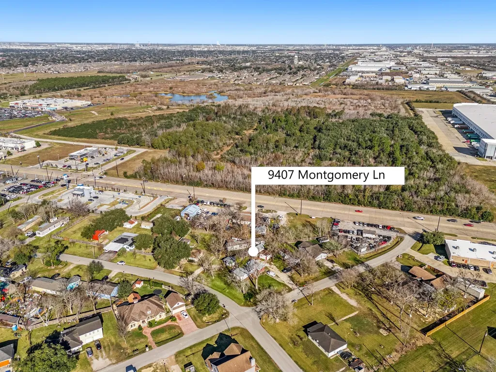 9405 And 9407 Montgomery Lane La Porte TX 77571