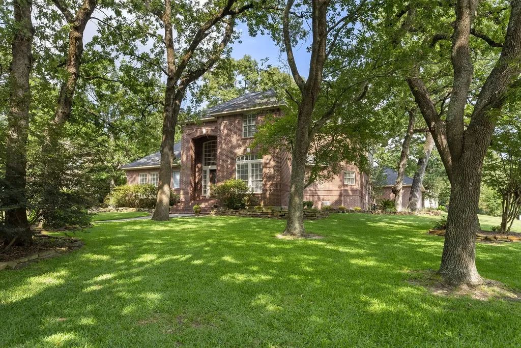 1 Fairmont Court Conroe TX 77304
