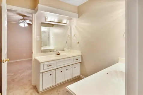 12511 Oakcroft Drive Houston TX 77070