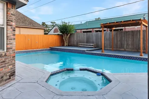 12511 Oakcroft Drive Houston TX 77070