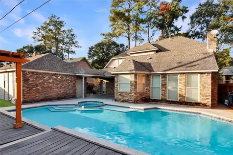 12511 Oakcroft Drive Houston TX 77070