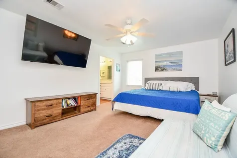 204 S Bay Boulevard Palacios TX 77465