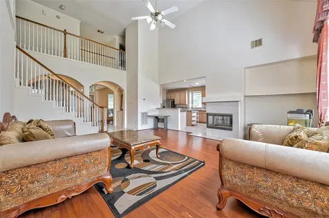 6806 Rhodes Court Missouri City TX 77459