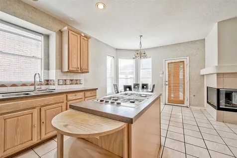 6806 Rhodes Court Missouri City TX 77459