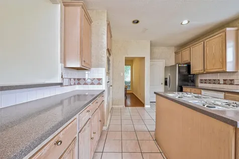 6806 Rhodes Court Missouri City TX 77459