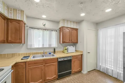 16323 Summer Dawn Lane Houston TX 77095