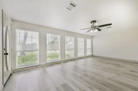 2005 Cheryl Drive Pearland TX 77581