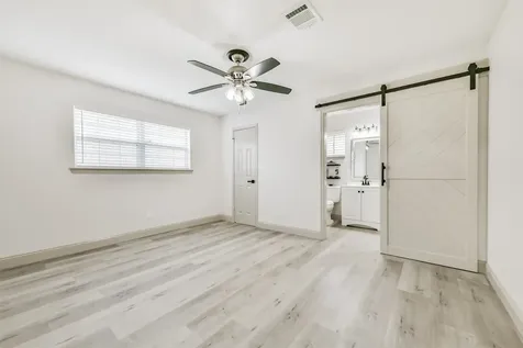 2005 Cheryl Drive Pearland TX 77581