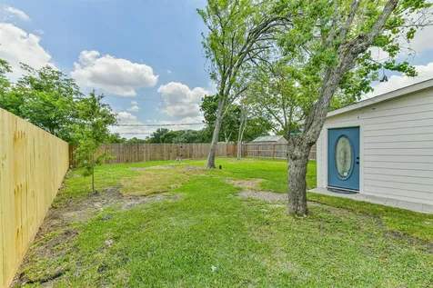 2005 Cheryl Drive Pearland TX 77581
