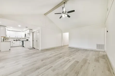 2005 Cheryl Drive Pearland TX 77581