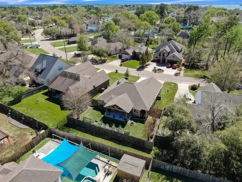 7034 Pleasure Lake Drive Willis TX 77318