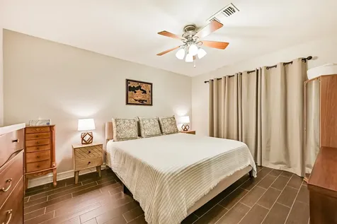 42 Hideaway Drive Friendswood TX 77546