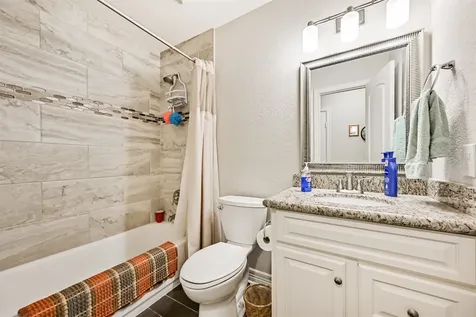42 Hideaway Drive Friendswood TX 77546