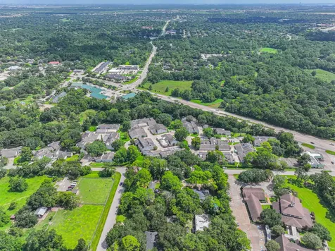 42 Hideaway Drive Friendswood TX 77546
