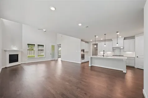 103 E Christine Manor Drive Montgomery TX 77316