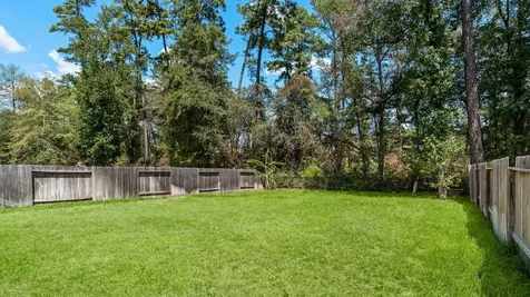 135 Courageous Side Way Magnolia TX 77354