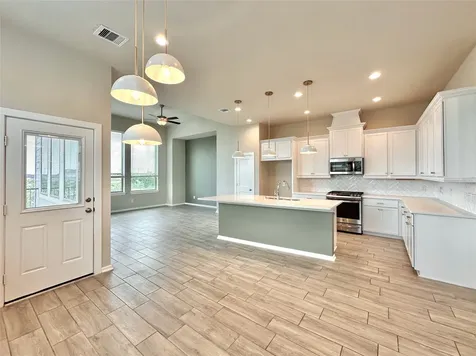 15006 Flintstone Village Trail Cypress TX 77433