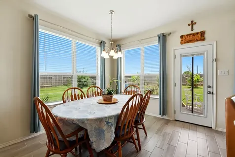 693 Forest Bend Lane La Marque TX 77568
