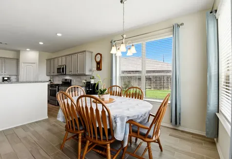 693 Forest Bend Lane La Marque TX 77568